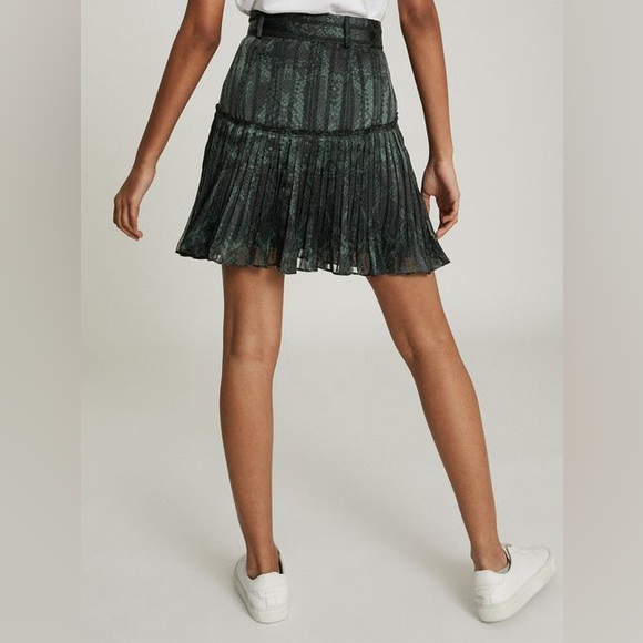 Reiss “Orielle” snake print skirt with belt. Sz 6. NWOT - Picture 4 of 9